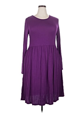 POSESHE Casual Dress (view 1)