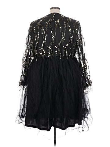 BLOOMCHIC Cocktail Dress (view 2)