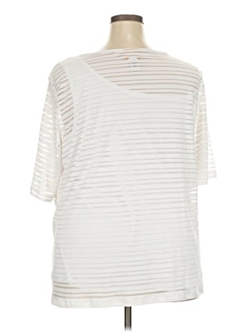 Ruby Rd. Short Sleeve Top (view 2)