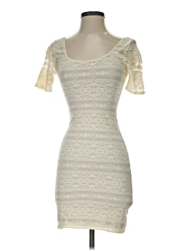 Abercrombie & Fitch Cocktail Dress (view 1)