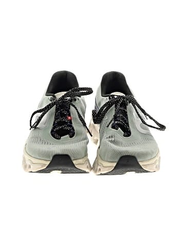 On Cloud Sneakers (view 2)
