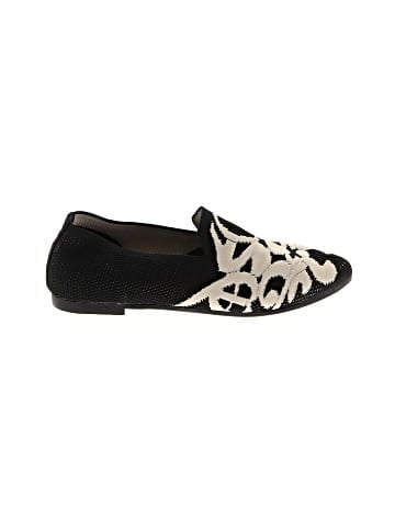 Bernie Mev Flats (view 1)