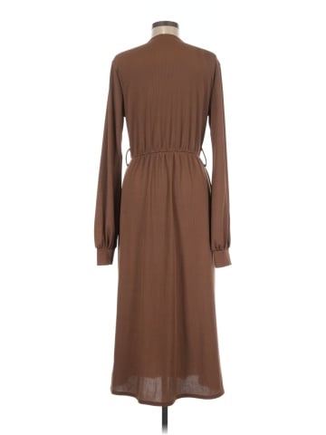 PrettyLittleThing Casual Dress (view 2)