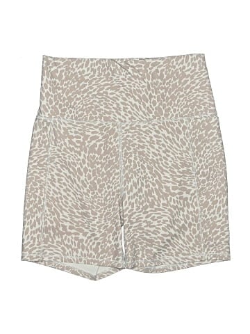Vuori Shorts (view 1)
