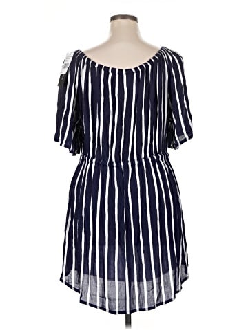 La Blanca Casual Dress (view 2)