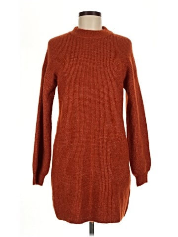 Cupcakes & Cashmere Casual Dress (view 1)