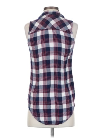 Rock & Republic Sleeveless Button-Down Shirt (view 2)