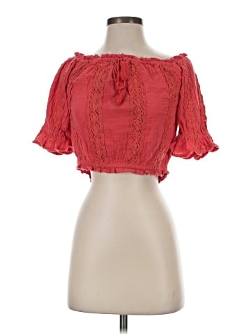 American Eagle Outfitters Short Sleeve Blouse (view 1)
