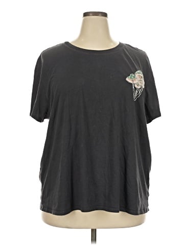 Torrid Short Sleeve T-Shirt (view 1)