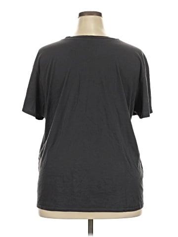 Torrid Short Sleeve T-Shirt (view 2)