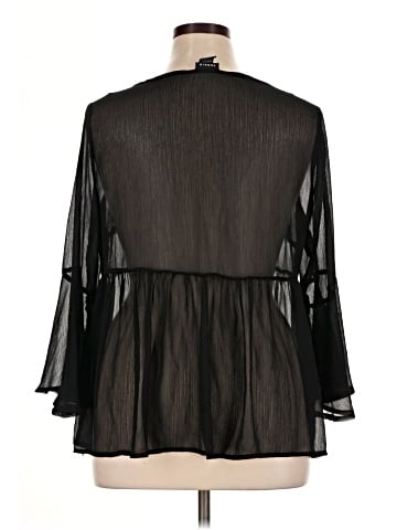 Torrid 3/4 Sleeve Blouse (view 2)