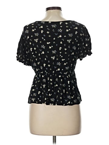 Sonoma Goods for Life Short Sleeve Blouse (view 2)