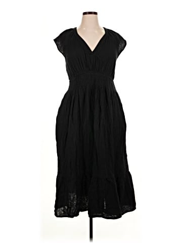 Old Navy Cocktail Dress (view 1)