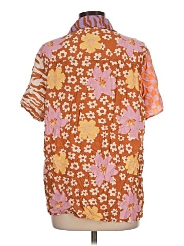 Ivy Jane Short Sleeve Button-Down Shirt (view 2)