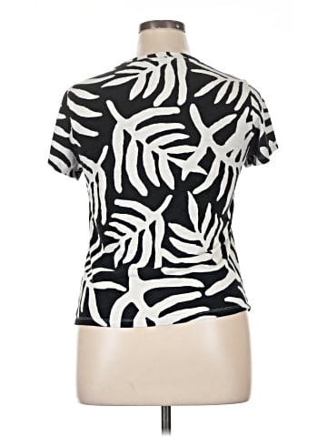Sanctuary Short Sleeve T-Shirt (view 2)