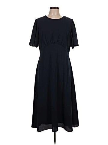 Julia Jordan Casual Dress (view 1)