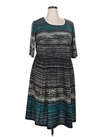Roz & Ali Casual Dress (view 1)