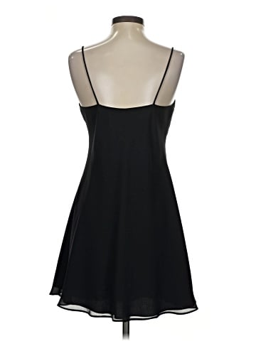 Hampton Nites Casual Dress (view 2)