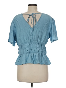 Time and Tru Short Sleeve Blouse (view 2)