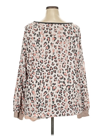 GeeGee Long Sleeve T-Shirt (view 2)