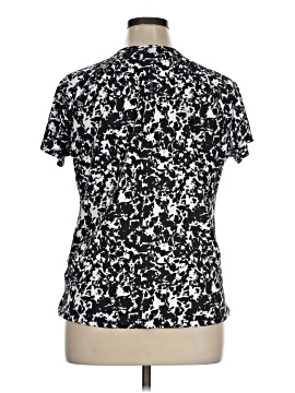 Nike Short Sleeve T-Shirt (view 2)