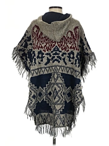Braciano Poncho (view 2)