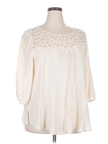 Eyeshadow 3/4 Sleeve Blouse (view 1)