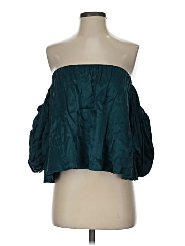 Urban Outfitters 3/4 Sleeve Blouse (view 1)
