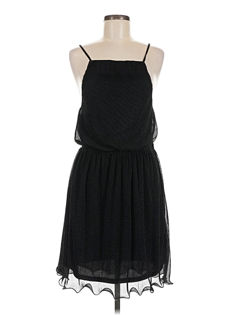 Pre-owned Francesca's Cocktail Dress In Black