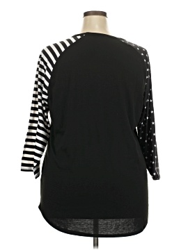 Lularoe 3/4 Sleeve Top (view 2)