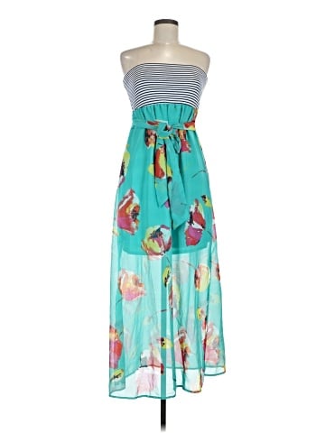 Xhilaration Casual Dress (view 1)