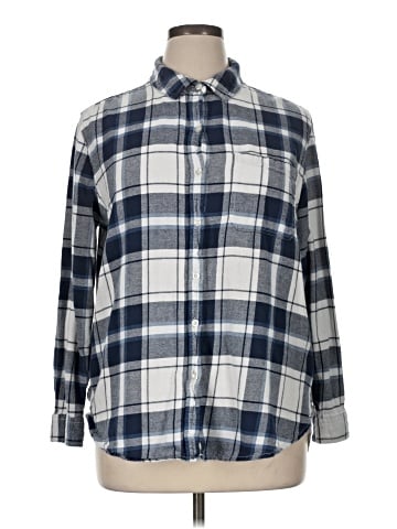 Gap Long Sleeve Button-Down Shirt (view 1)