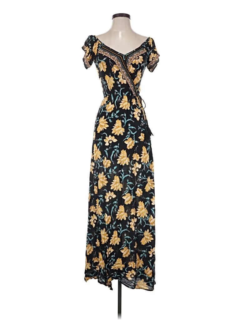 Pre-owned Target Casual Dress In Black