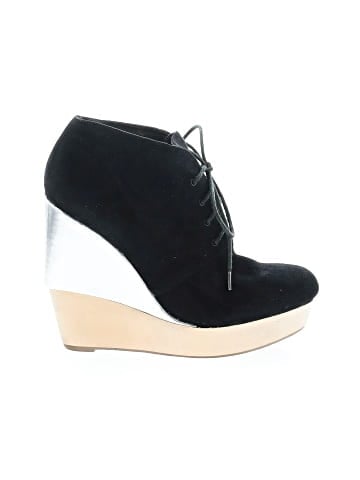Matiko Wedges (view 1)