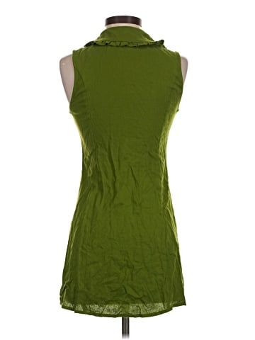 Monteau Sleeveless Button-Down Shirt (view 2)