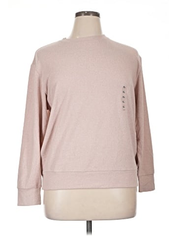 Uniqlo Long Sleeve T-Shirt (view 1)