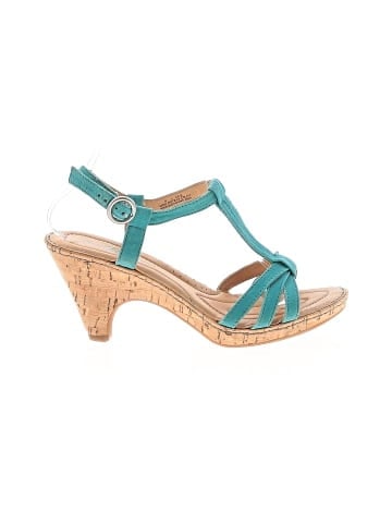 Born Crown Wedges (view 1)