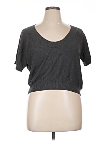 Xhilaration Short Sleeve Top (view 1)