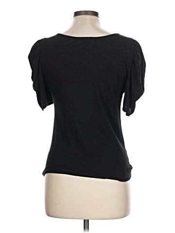 GOLDIE Short Sleeve T-Shirt (view 2)