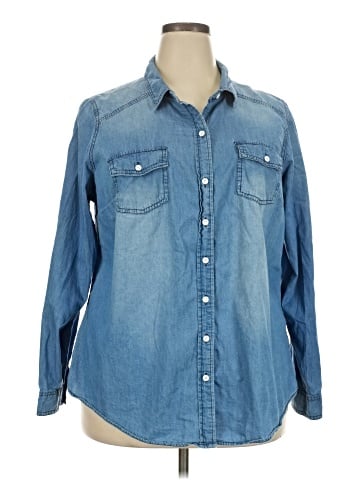 Torrid Long Sleeve Button-Down Shirt (view 1)