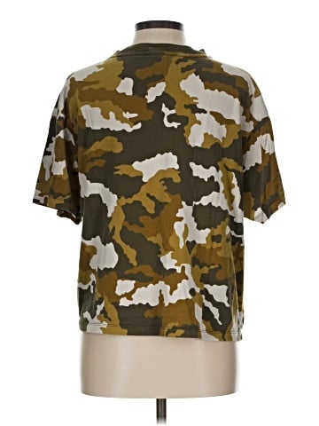 Nike Short Sleeve T-Shirt (view 2)