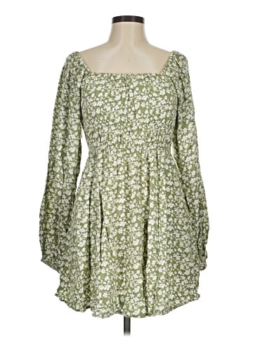Old Navy Casual Dress (view 1)