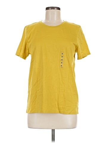 Uniqlo Short Sleeve T-Shirt (view 1)