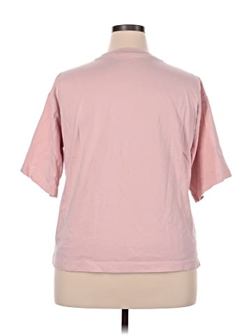 UT for Uniqlo Short Sleeve T-Shirt (view 2)