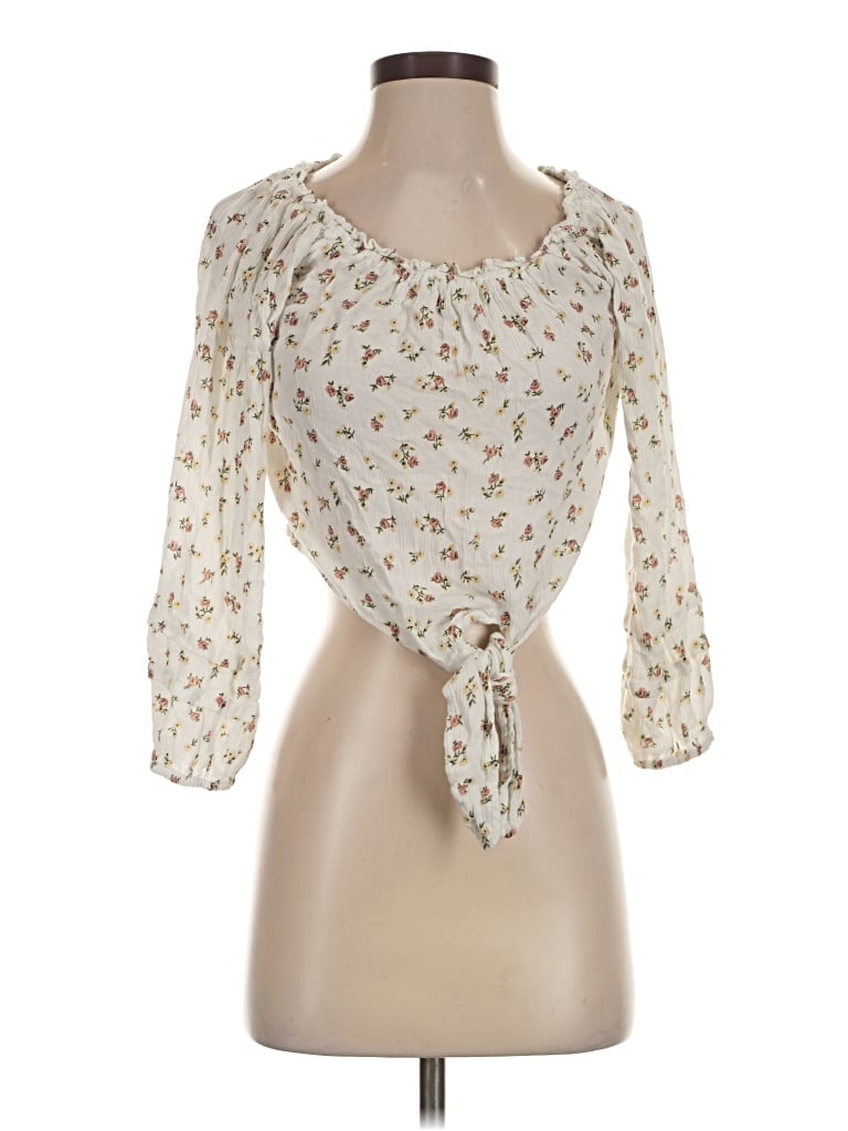 Pre-owned Hollister 3/4 Sleeve Blouse In Ivory