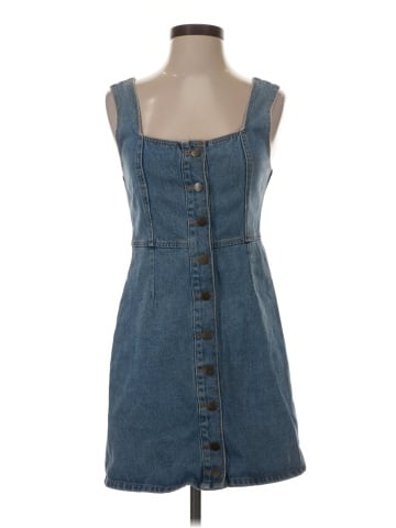 Urban Outfitters Casual Dress (view 1)