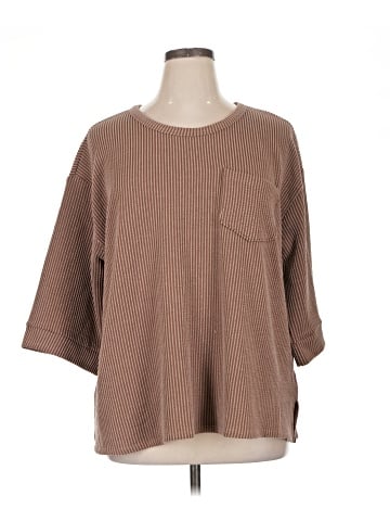 Andree by UNIT 3/4 Sleeve Top (view 1)