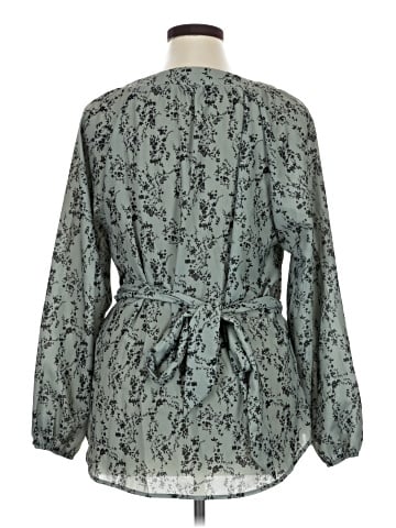 BLOOMCHIC 3/4 Sleeve Blouse (view 2)