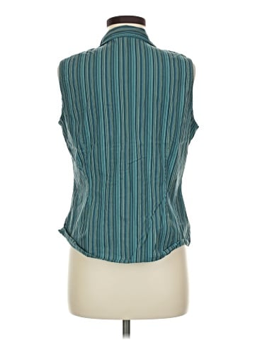 St. John's Bay Sleeveless Button-Down Shirt (view 2)