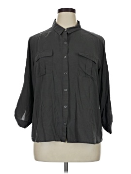 Les Serein 3/4 Sleeve Button Down Shirt